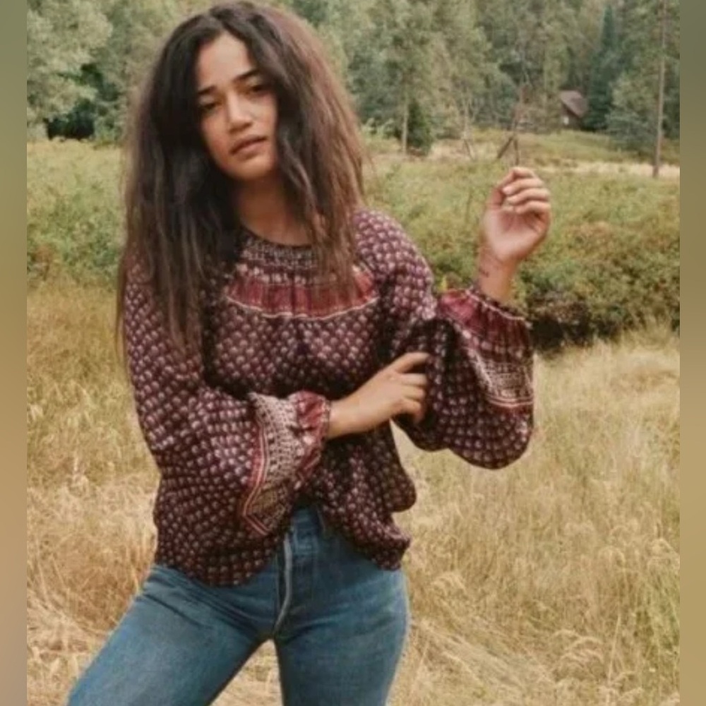 Doen Burgundy Patterned Blouse